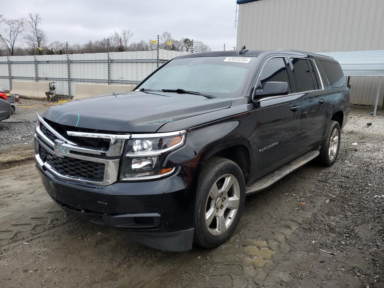 2015 Chevrolet Suburban VIN 1GNSCJKC6FR640982