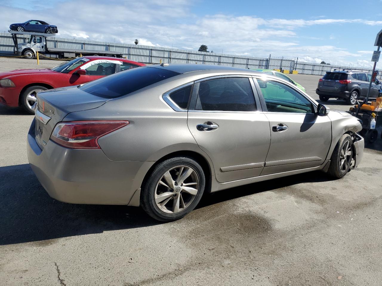 2013 Nissan Altima VIN 1N4AL3APXDC233077 Copart auction photo, front end damage thumbnail 3