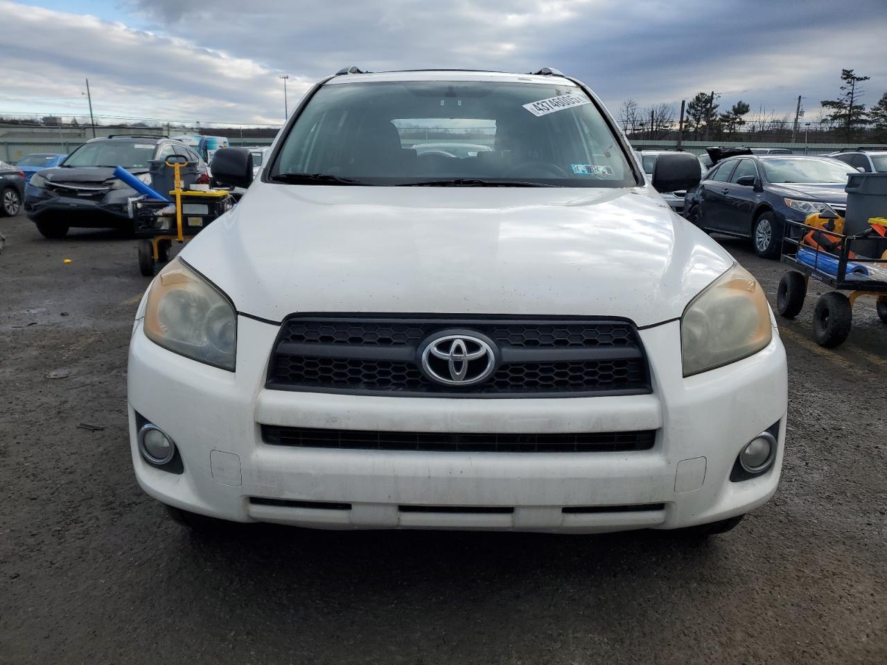 2009 Toyota RAV 4 VIN JTMZF32V595012824 Copart auction photo, rear end / undercarriage damage thumbnail 5