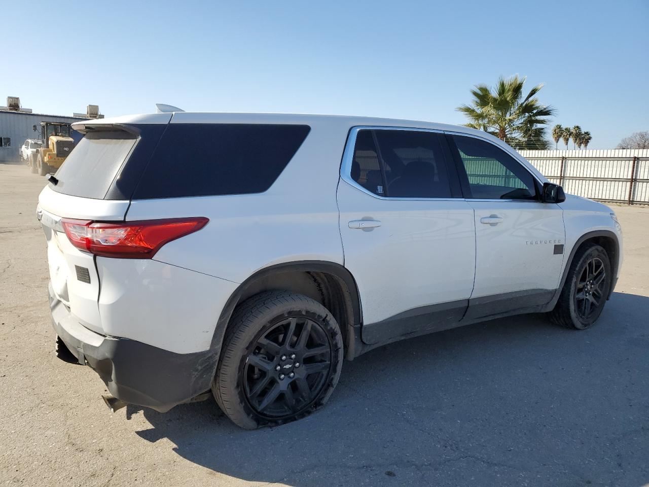 2018 Chevrolet Traverse VIN 1GNERFKW1JJ220914 Copart auction photo, rear end / frame damage damage thumbnail 3