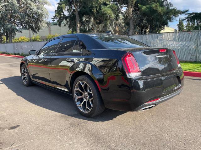 2018 Chrysler 300 VIN 2C3CCABG5JH313938 Copart auction photo, minor dent/scratches / normal wear damage thumbnail 3
