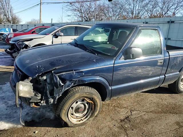 2000 GMC Sonoma VIN 1GTCS1451Y8279345 Copart auction photo, front end / rear end damage thumbnail 10
