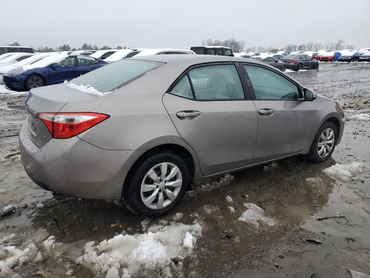 2014 Toyota Corolla VIN 2T1BURHE5EC164570 Copart auction photo, side / minor dent/scratches damage thumbnail 3