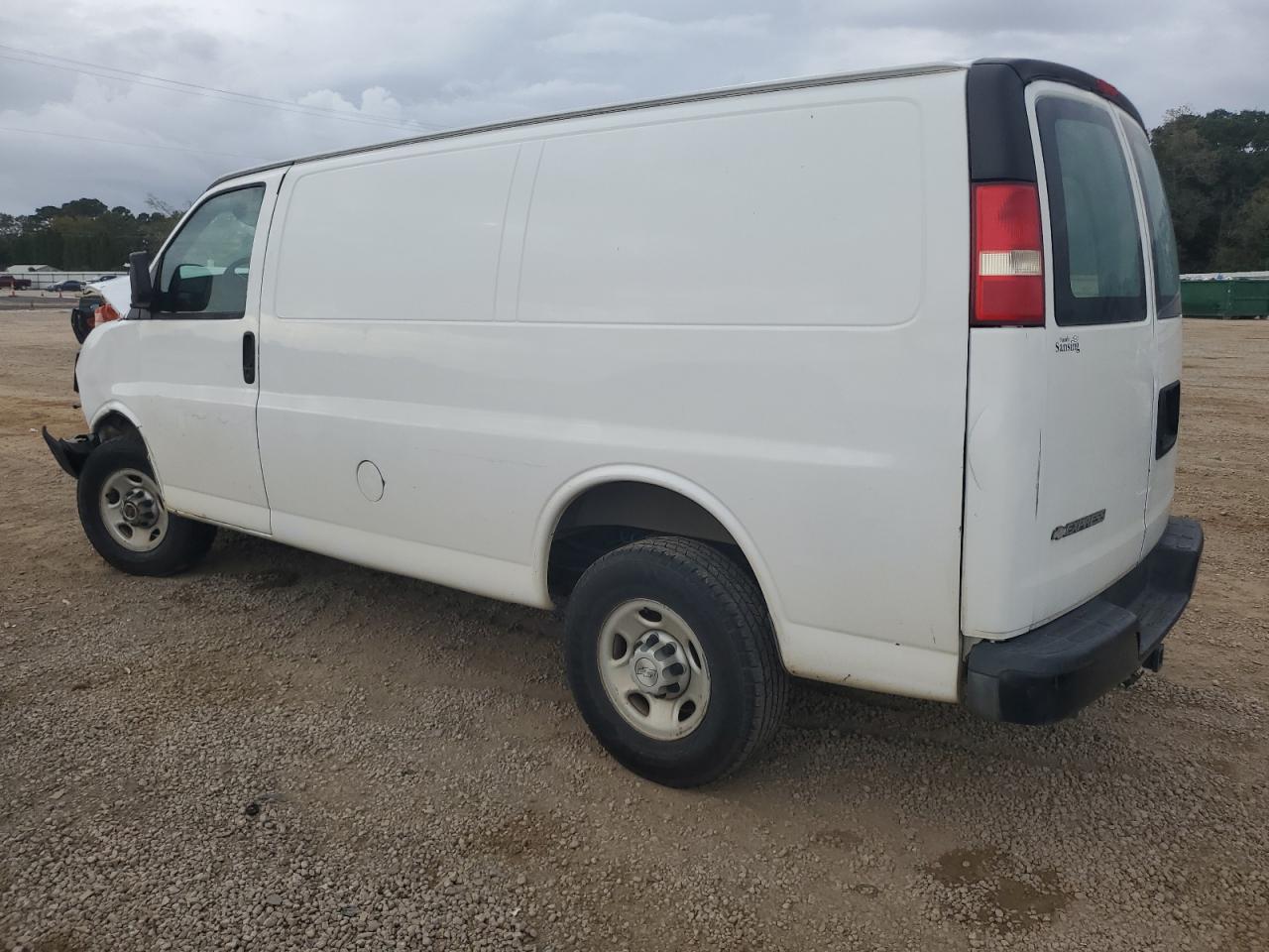2008 Chevrolet Express VIN 1GCHG35C381233380 Copart auction photo, front end damage thumbnail 2