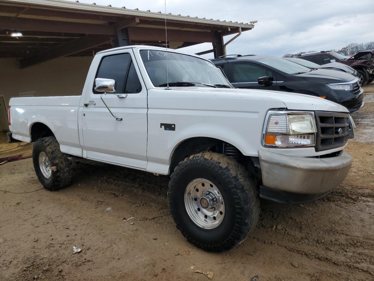 1996 Ford F-150 VIN 1FTEF15Y9TLB22299 Copart auction photo, front end / side damage thumbnail 4