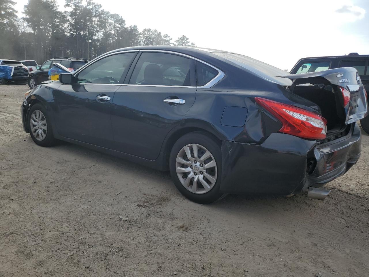 2017 Nissan Altima VIN 1N4AL3AP8HC134571 Copart auction photo, front end / rear end damage thumbnail 2
