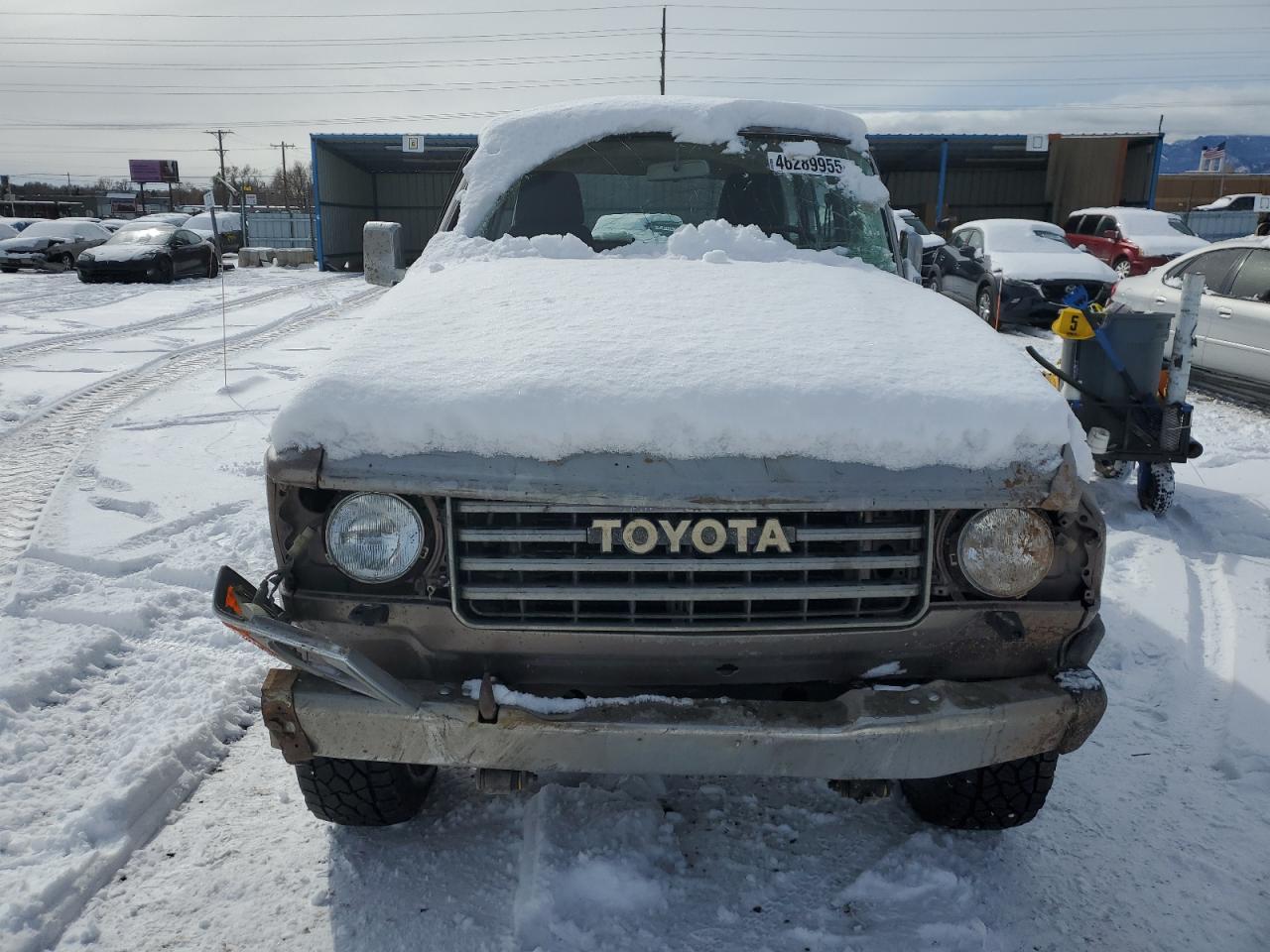 1985 Toyota Land Cruiser VIN JT3FJ60G8F1127643 Copart auction photo, all over damage thumbnail 5