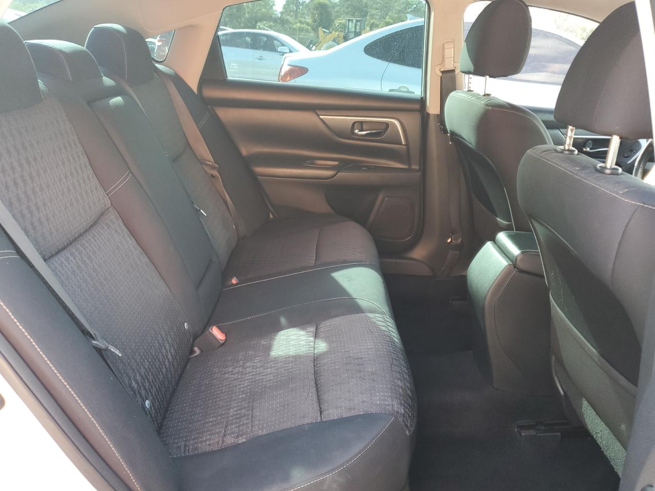 2017 Nissan Altima VIN 1N4AL3AP9HC139942 Copart auction photo, rear end / minor dent/scratches damage thumbnail 10