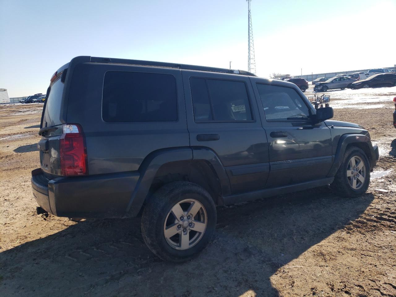 2006 Jeep Commander VIN 1J8HG48K86C103713 Copart auction photo, all over damage thumbnail 3