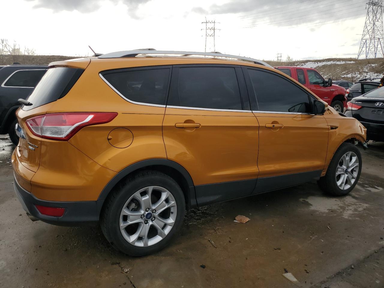 2016 Ford Escape VIN 1FMCU9JX1GUC01907 Copart auction photo, front end damage thumbnail 3