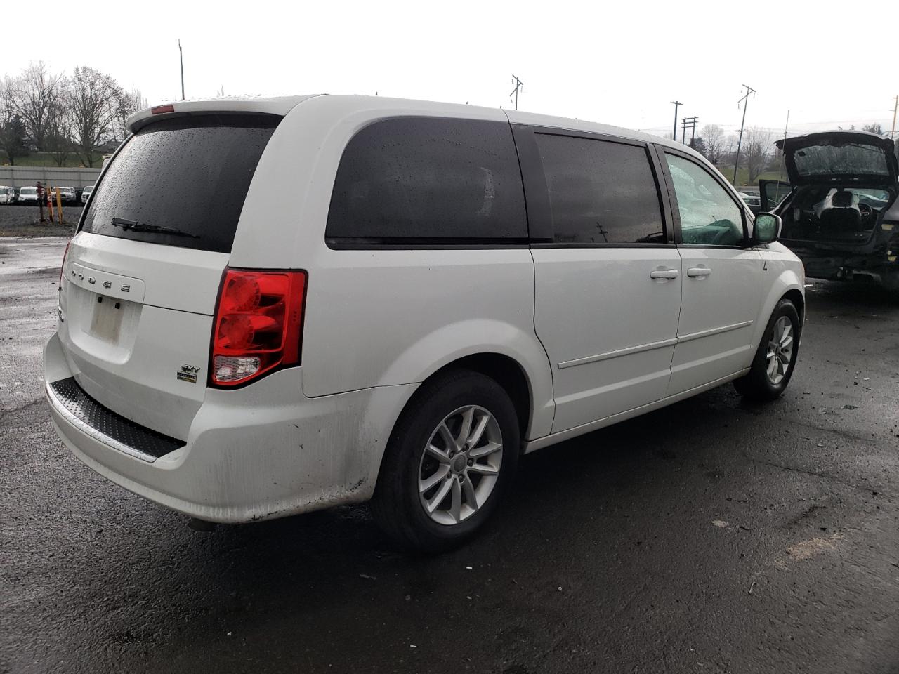 2014 Dodge Caravan VIN 2C4RDGCG5ER184104 Copart auction photo, side damage thumbnail 3