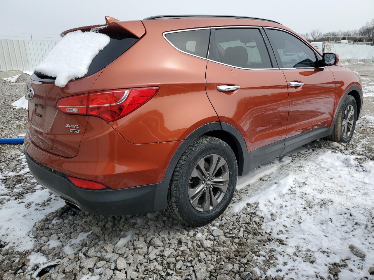2015 Hyundai Santa Fe VIN 5XYZUDLB7FG239936 Copart auction photo, front end / side damage thumbnail 3
