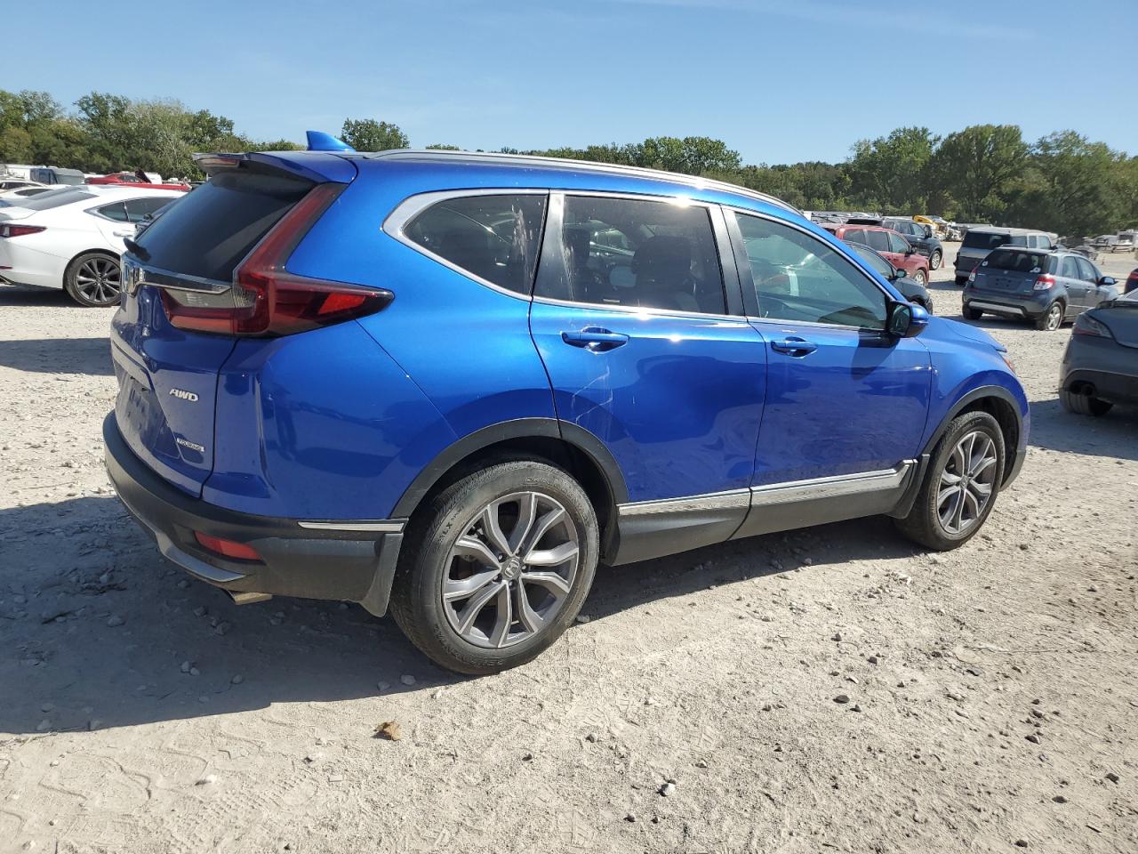 2020 Honda CR-V VIN 7FARW2H94LE011128 Copart auction photo, side / front end damage thumbnail 3