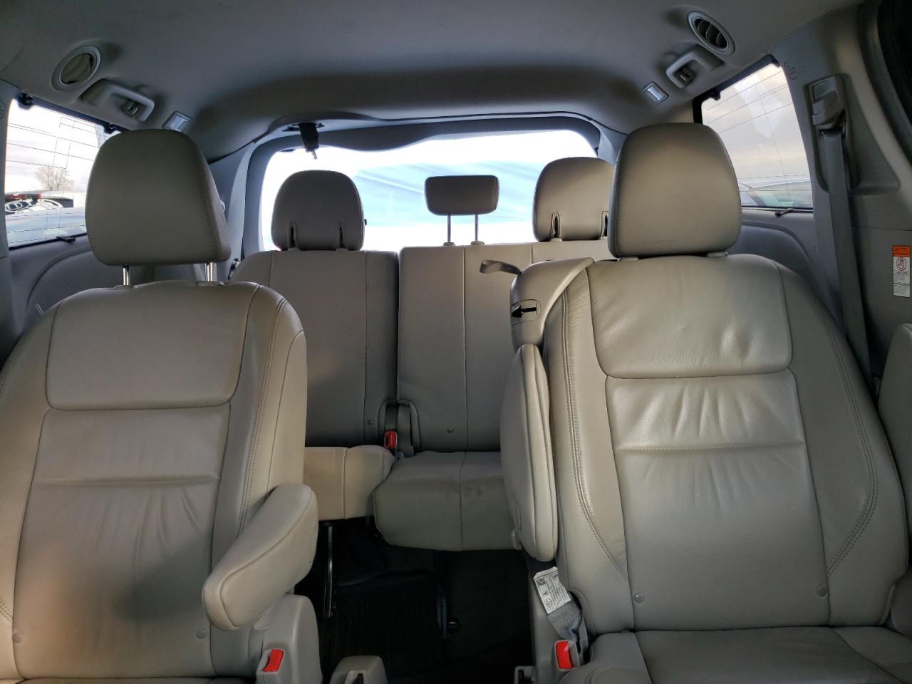 2019 Toyota Sienna VIN 5TDYZ3DC7KS966845 Copart auction photo, front end / rear end damage thumbnail 10
