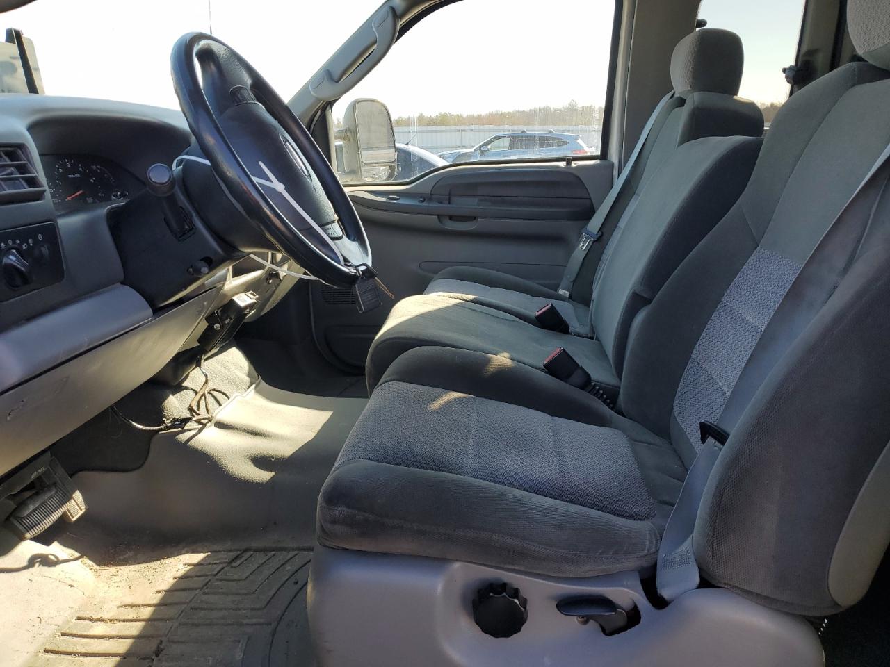 2003 Ford F250 VIN 1FTNX21L03EB97474 Copart auction photo, front end damage thumbnail 7