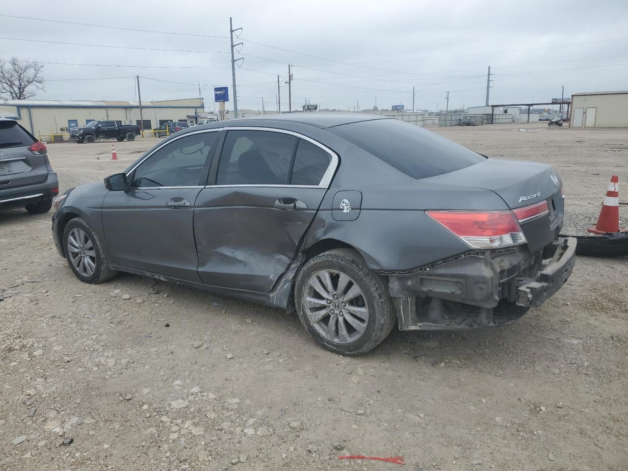 2011 Honda Accord VIN 1HGCP2F77BA042558 Copart auction photo, front end / rear end damage thumbnail 2