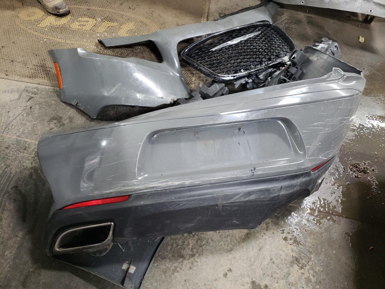 2019 Chrysler 300 VIN 2C3CCABG5KH515860 Copart auction photo, front end damage thumbnail 12
