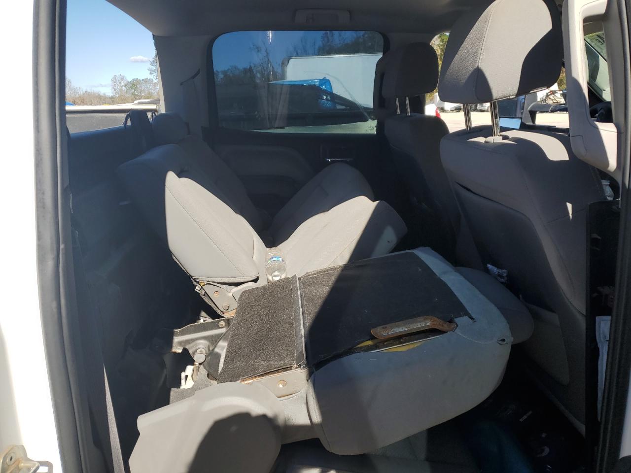 2015 GMC Sierra VIN 1GD421C8XFF113359 Copart auction photo, front end damage thumbnail 10