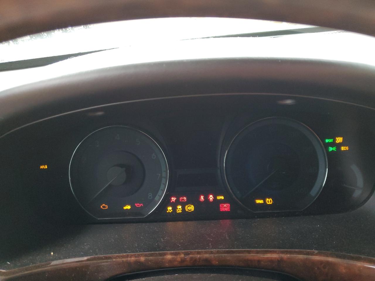 2012 Hyundai Equus VIN KMHGH4JH4CU056843 Copart auction photo, vandalism damage thumbnail 9