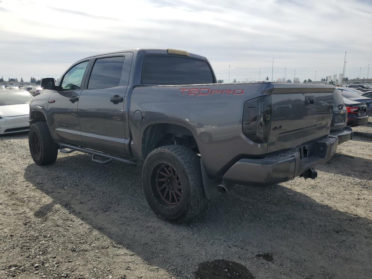 2016 Toyota Tundra VIN 5TFDY5F11GX517963 Copart auction photo, mechanical damage thumbnail 2