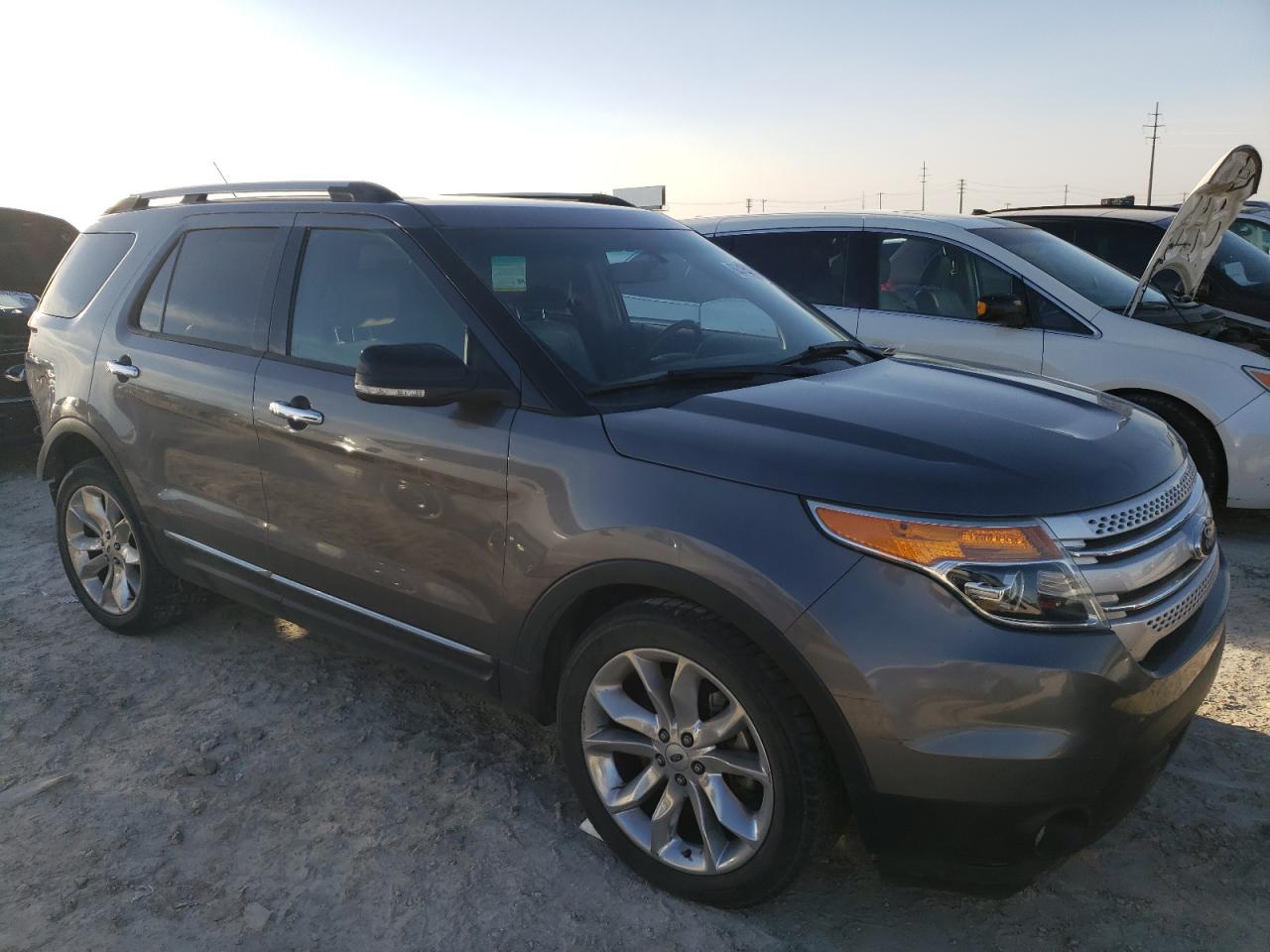 2013 Ford Explorer VIN 1FM5K7D8XDGC60195 Copart auction photo, rear end / side damage thumbnail 4