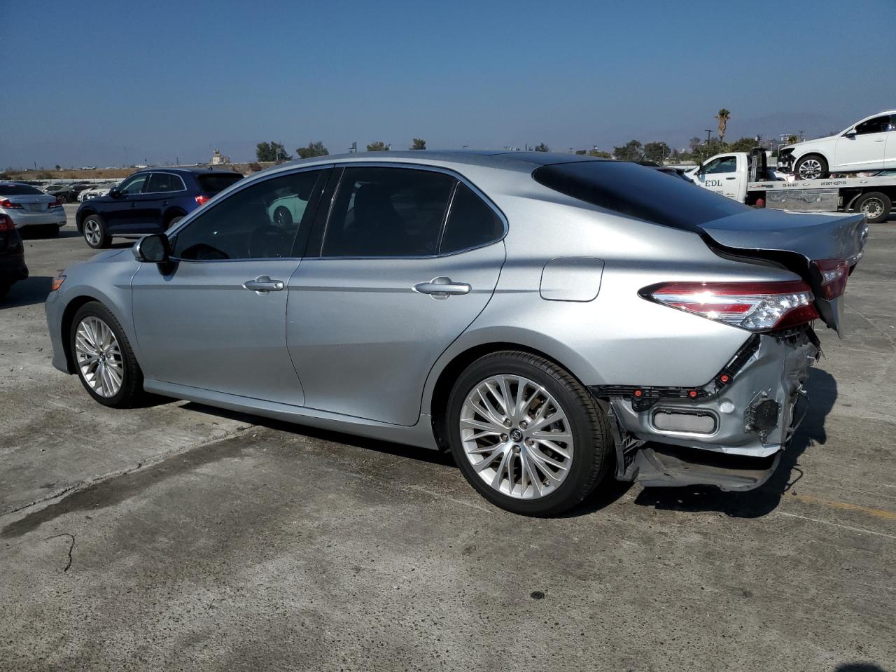 2018 Toyota Camry VIN 4T1B11HK6JU506441 Copart auction photo, rear end damage thumbnail 2