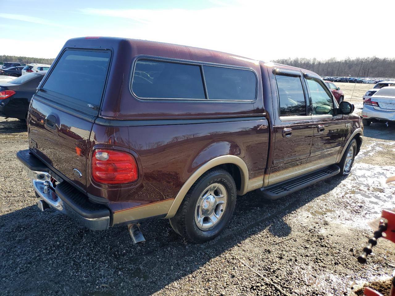 2001 Ford F-150 VIN 1FTRW07L51KE23619 Copart auction photo, undercarriage damage thumbnail 3