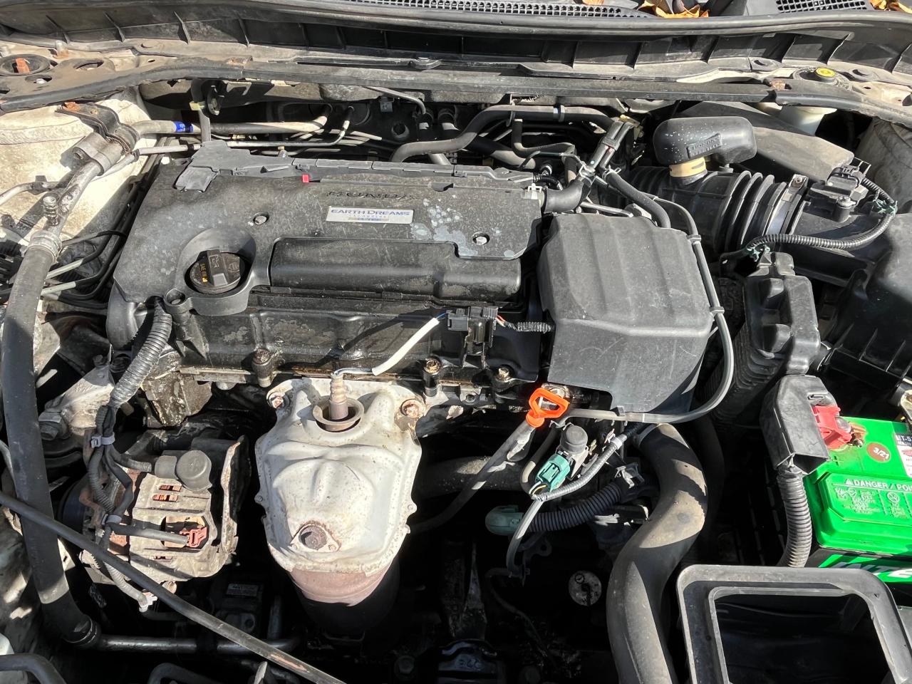 2016 Honda Accord VIN 1HGCR2F59GA247489 Copart auction photo, minor dent/scratches / normal wear damage thumbnail 7