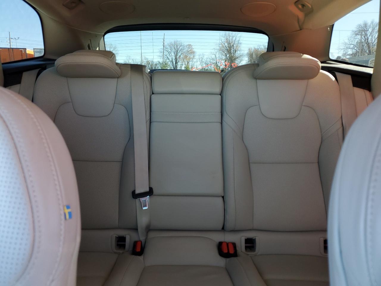 2021 Volvo XC60 VIN YV4A22RL4M1758914 Copart auction photo, front end damage thumbnail 10