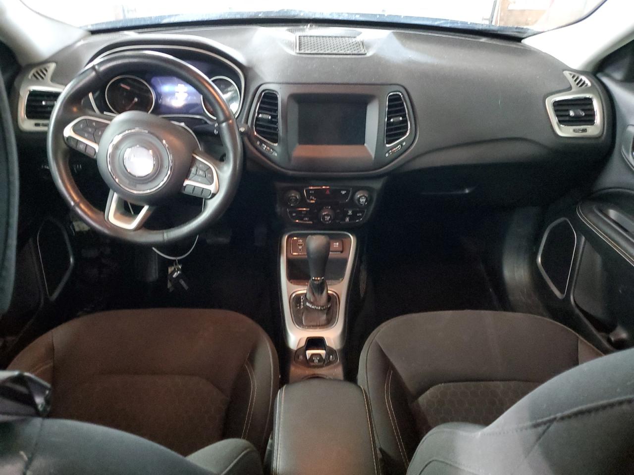 2018 Jeep Compass VIN 3C4NJCAB1JT361780 Copart auction photo, side damage thumbnail 8
