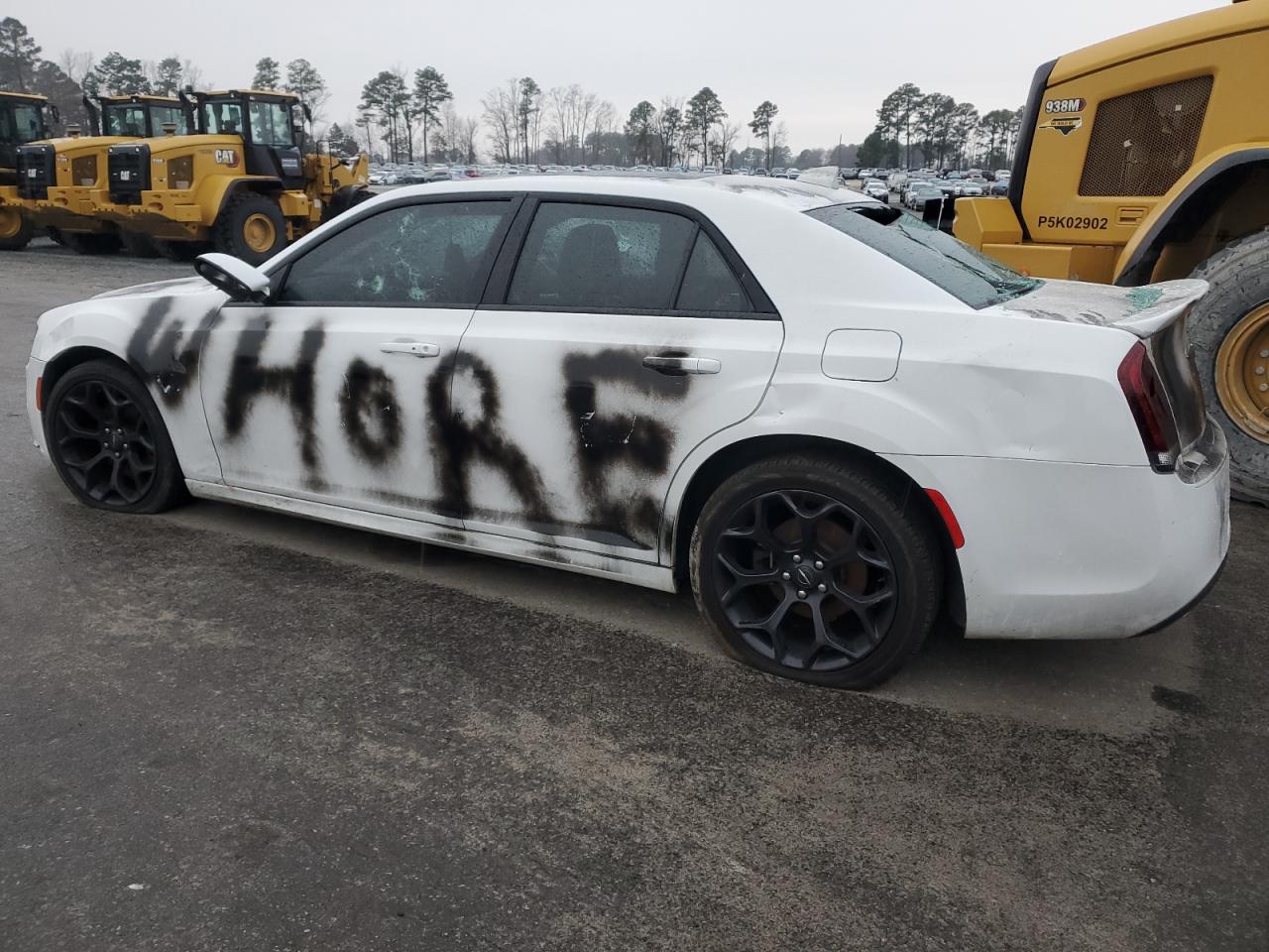 2020 Chrysler 300 VIN 2C3CCABT9LH164188 Copart auction photo, vandalism damage thumbnail 2