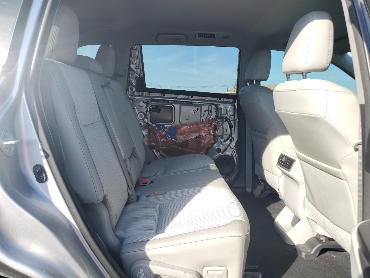 2015 Toyota Highlander VIN 5TDZKRFH0FS059784 Copart auction photo, front end / side damage thumbnail 11