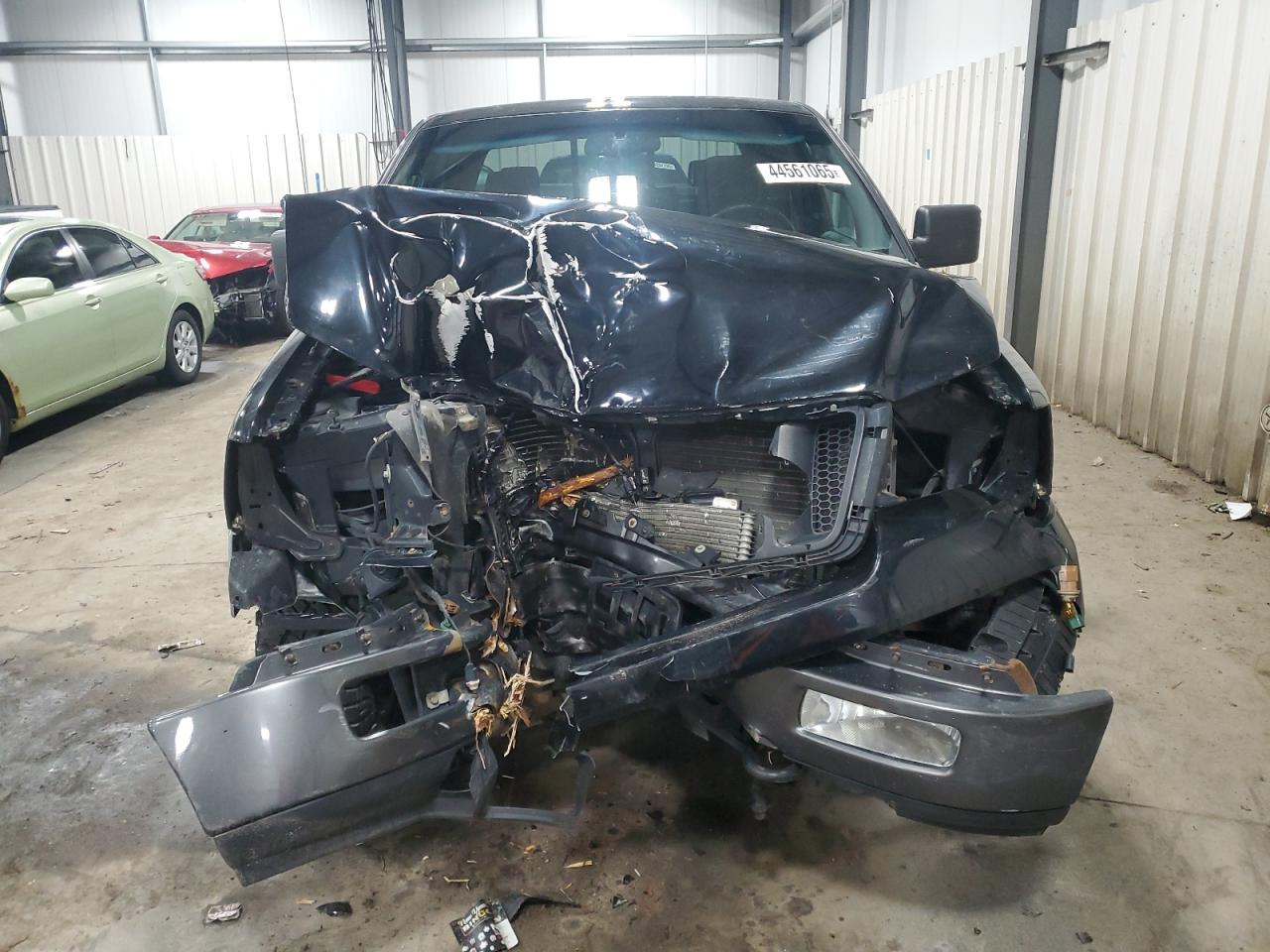 2005 Ford F-150 VIN 1FTPX14535NB55805 Copart auction photo, front end damage thumbnail 5