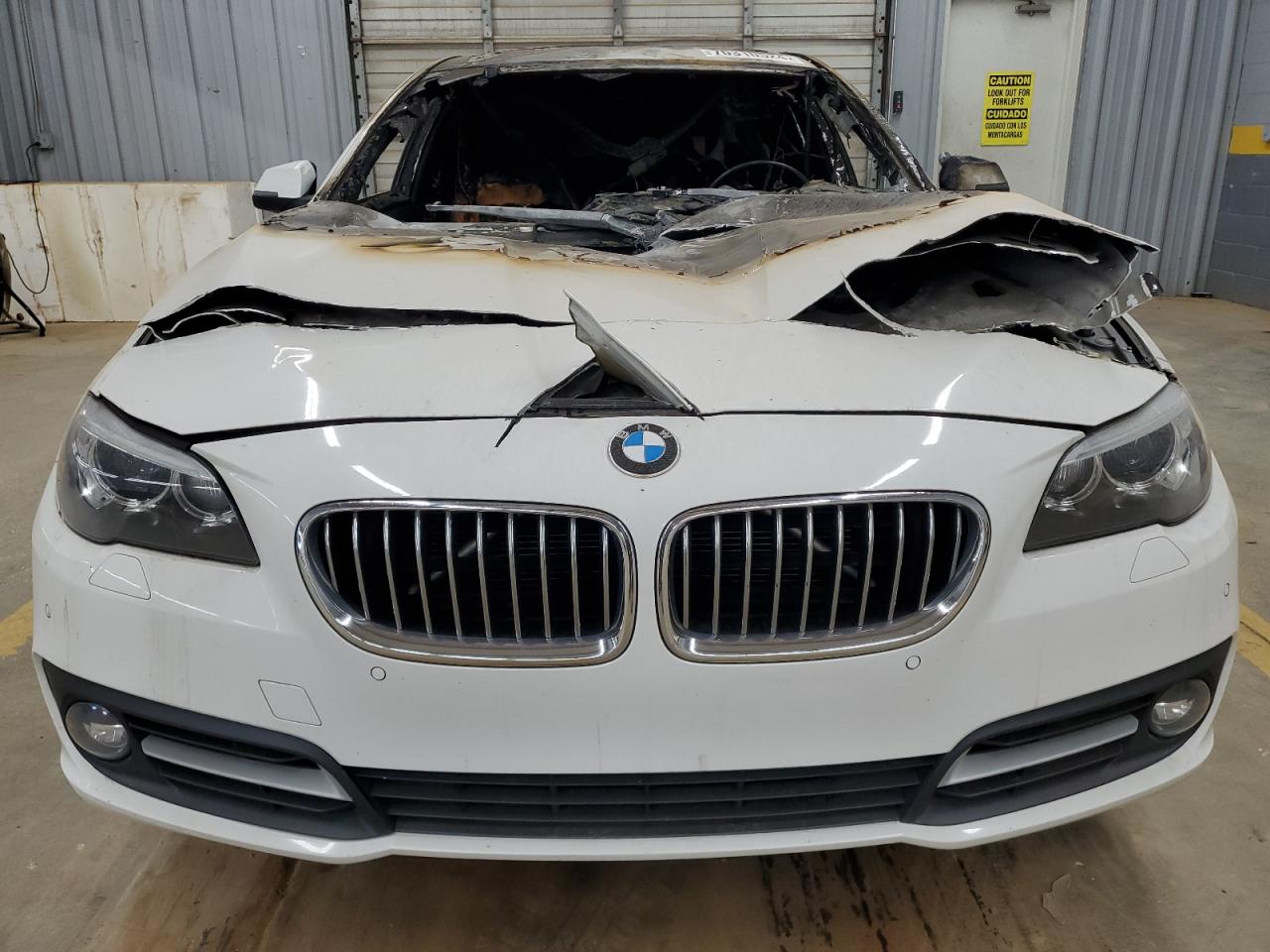 2015 BMW 5er VIN WBA5A5C51FD514025 Copart auction photo, burn damage thumbnail 5