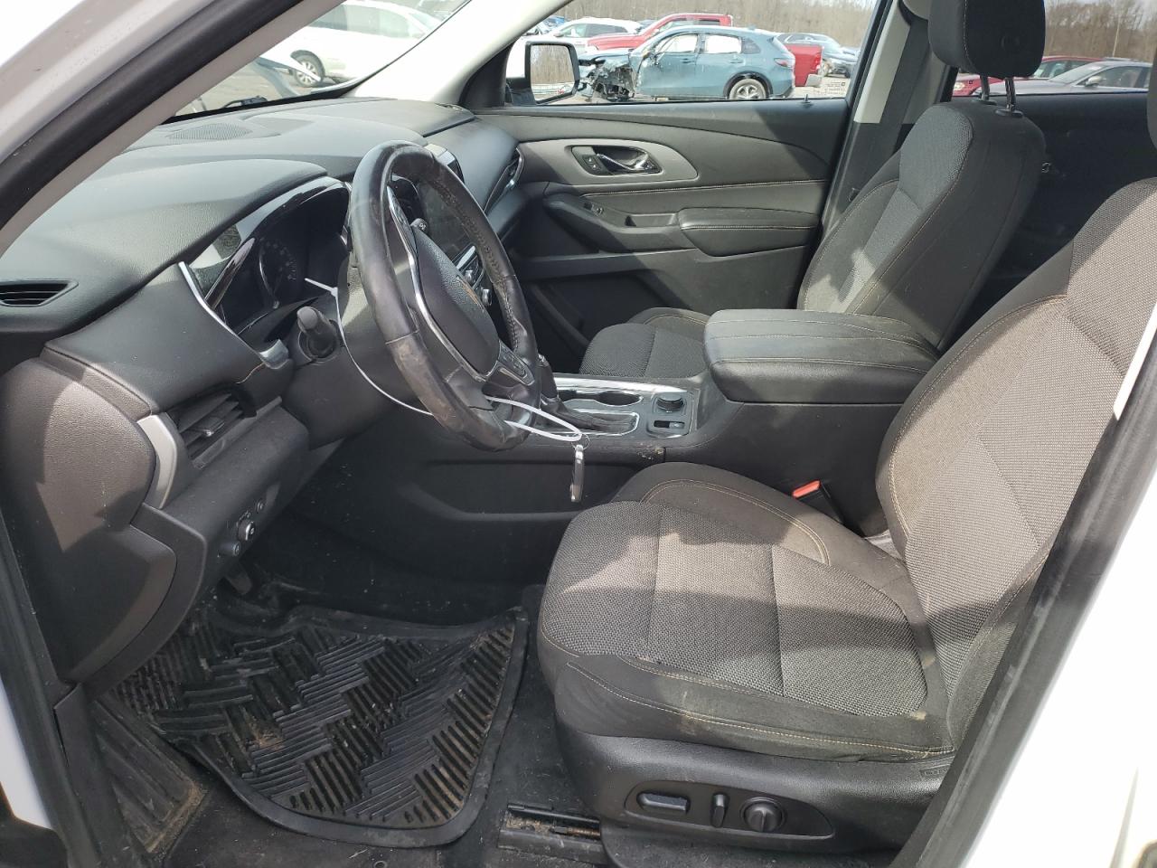 2018 Chevrolet Traverse VIN 1GNERGKW9JJ129542 Copart auction photo, front end / side damage thumbnail 7
