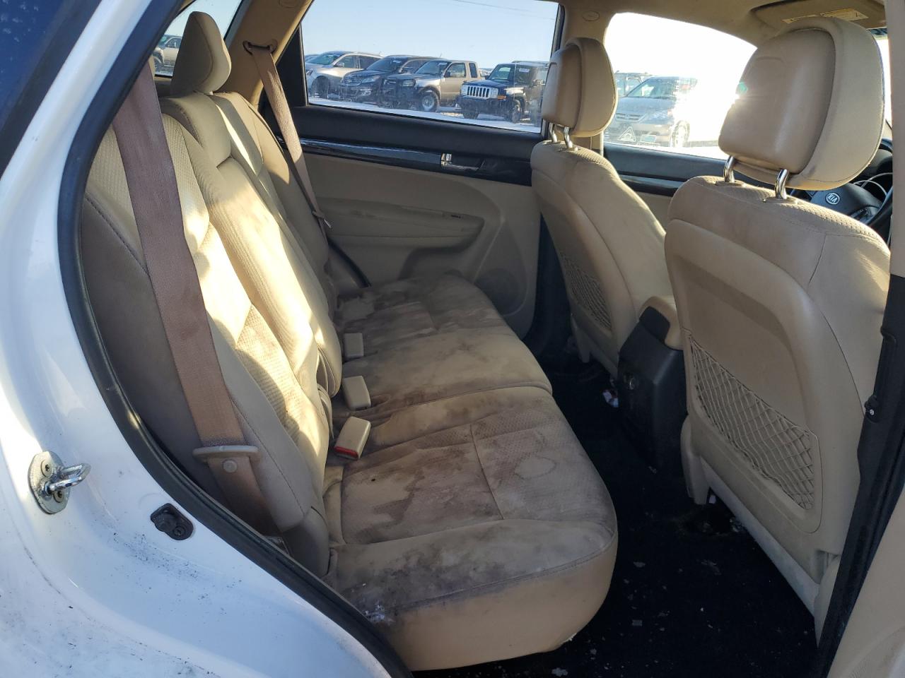 2011 KIA Sorento VIN 5XYKT3A14BG004008 Copart auction photo, normal wear damage thumbnail 11