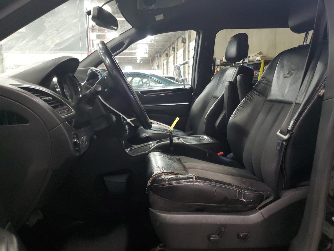 2014 Chrysler Town & Country VIN 2C4RC1HG1ER176087 Copart auction photo, front end damage thumbnail 7