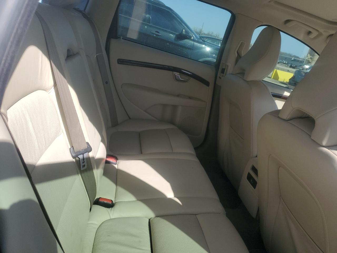 2010 Volvo V70 VIN YV1982BW2A1149996 Copart auction photo, side / all over damage thumbnail 10
