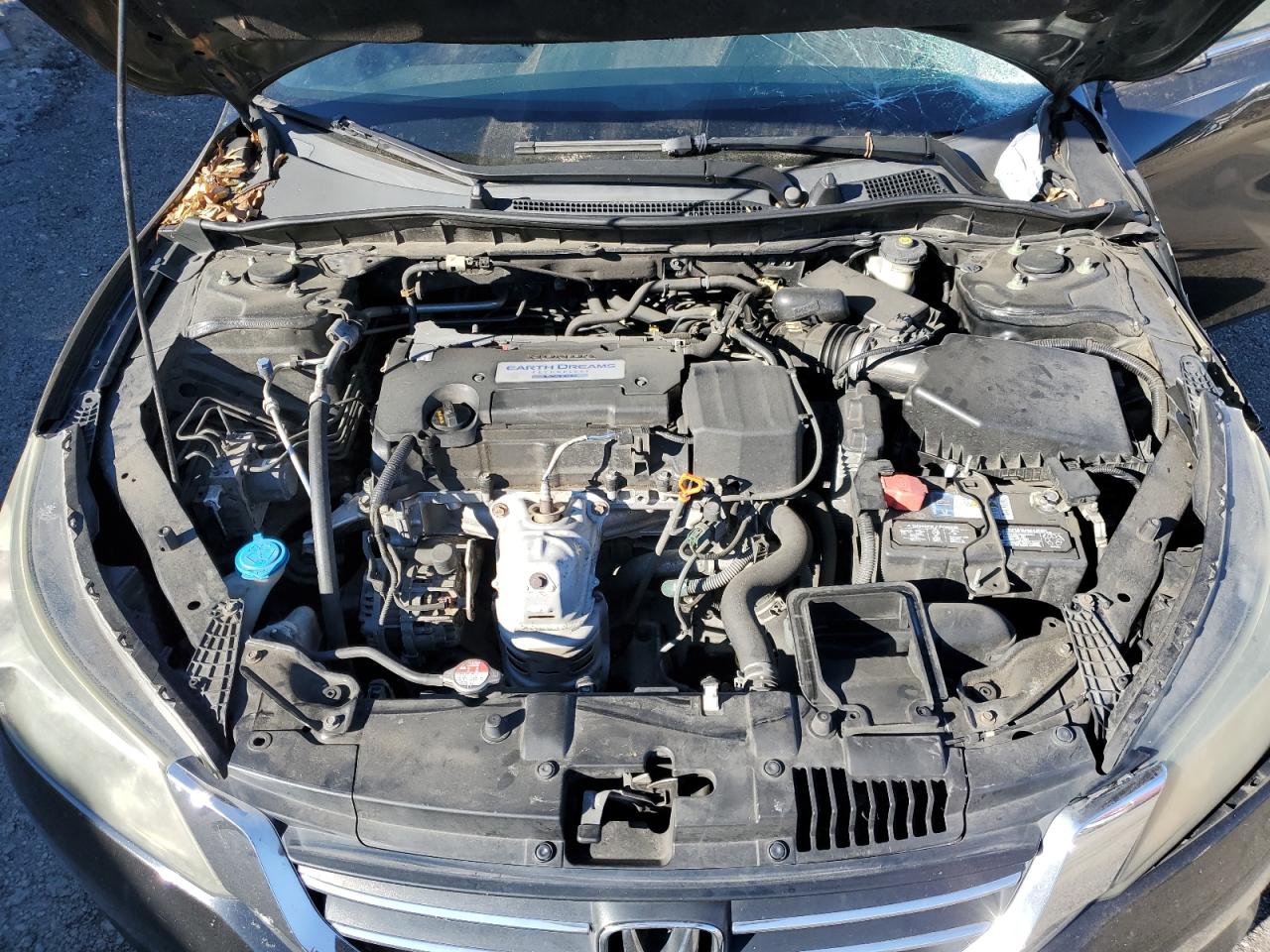 2015 Honda Accord VIN 1HGCR2F30FA250990 Copart auction photo, side / front end damage thumbnail 11