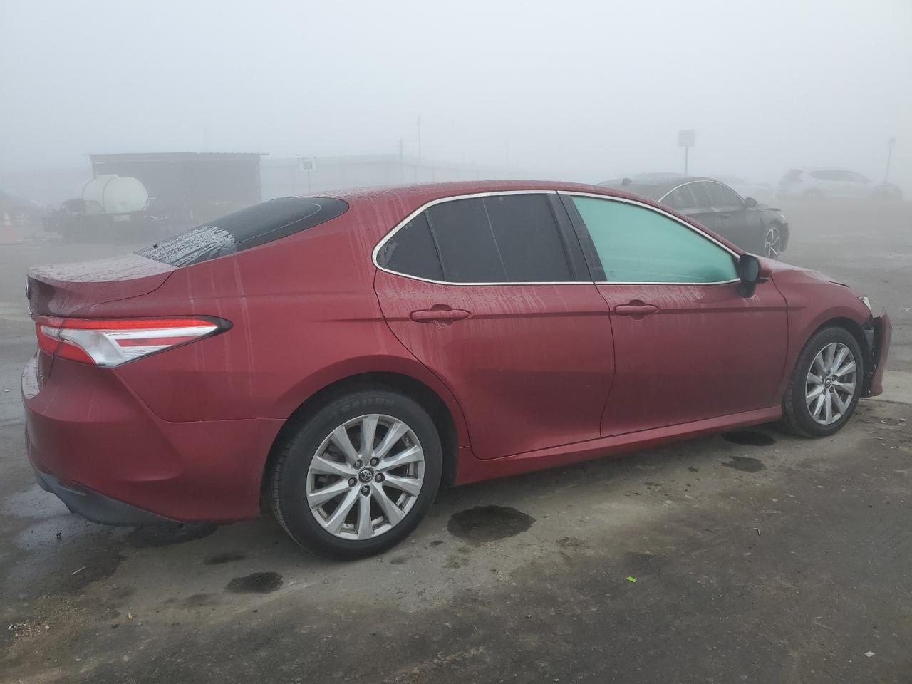 2018 Toyota Camry VIN 4T1B11HK9JU639663 Copart auction photo, front end damage thumbnail 3