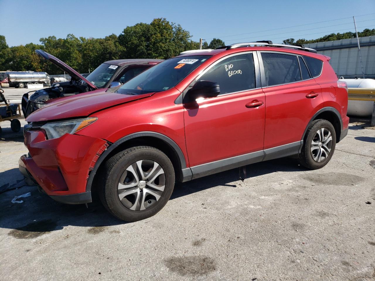 2017 Toyota RAV 4 VIN JTMZFREV0HJ130087