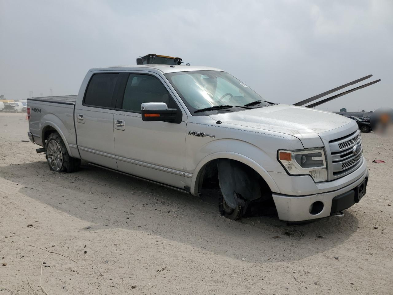 2013 Ford F-150 VIN 1FTFW1EF9DFA50488 Copart auction photo, undercarriage / minor dent/scratches damage thumbnail 4