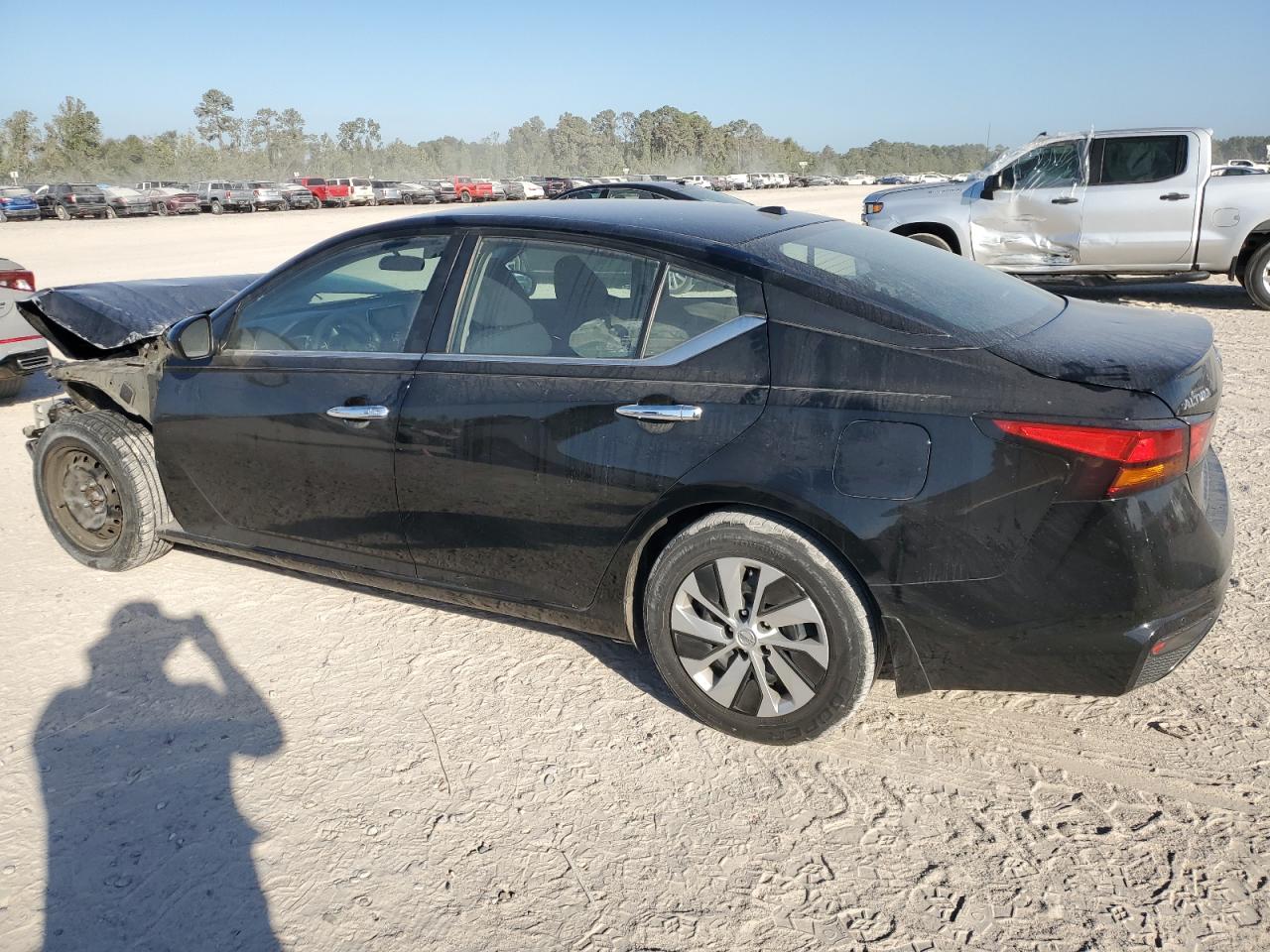 2020 Nissan Altima VIN 1N4BL4BV4LC189924 Copart auction photo, front end damage thumbnail 2
