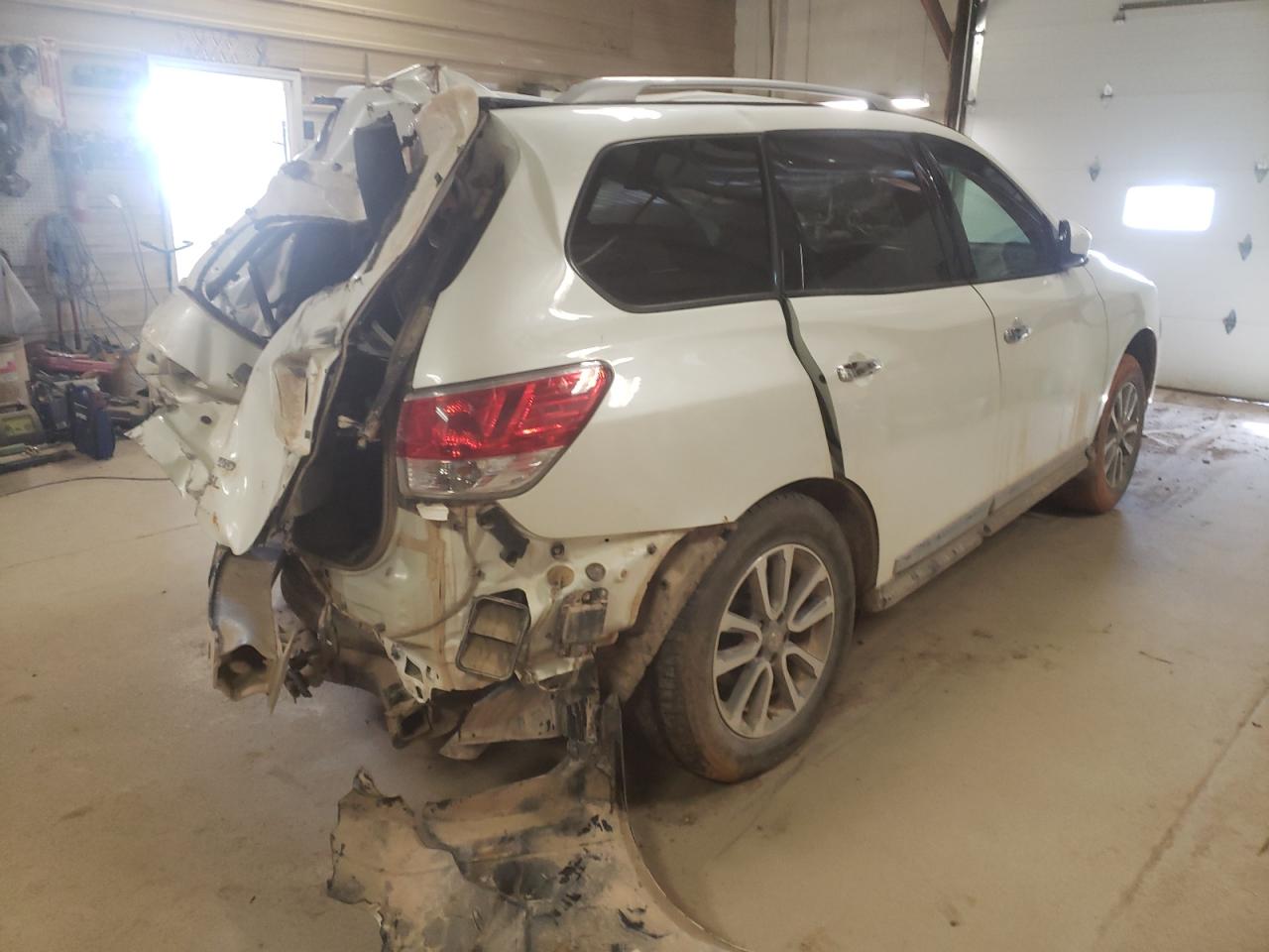 2015 Nissan Pathfinder VIN 5N1AR2MMXFC607643 Copart auction photo, all over damage thumbnail 4
