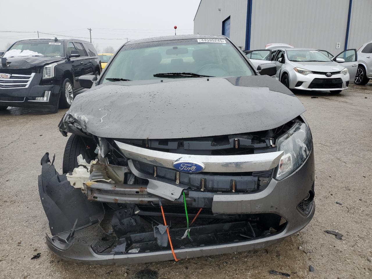 2011 Ford Fusion VIN 3FAHP0HA9BR147616 Copart auction photo, front end damage thumbnail 5