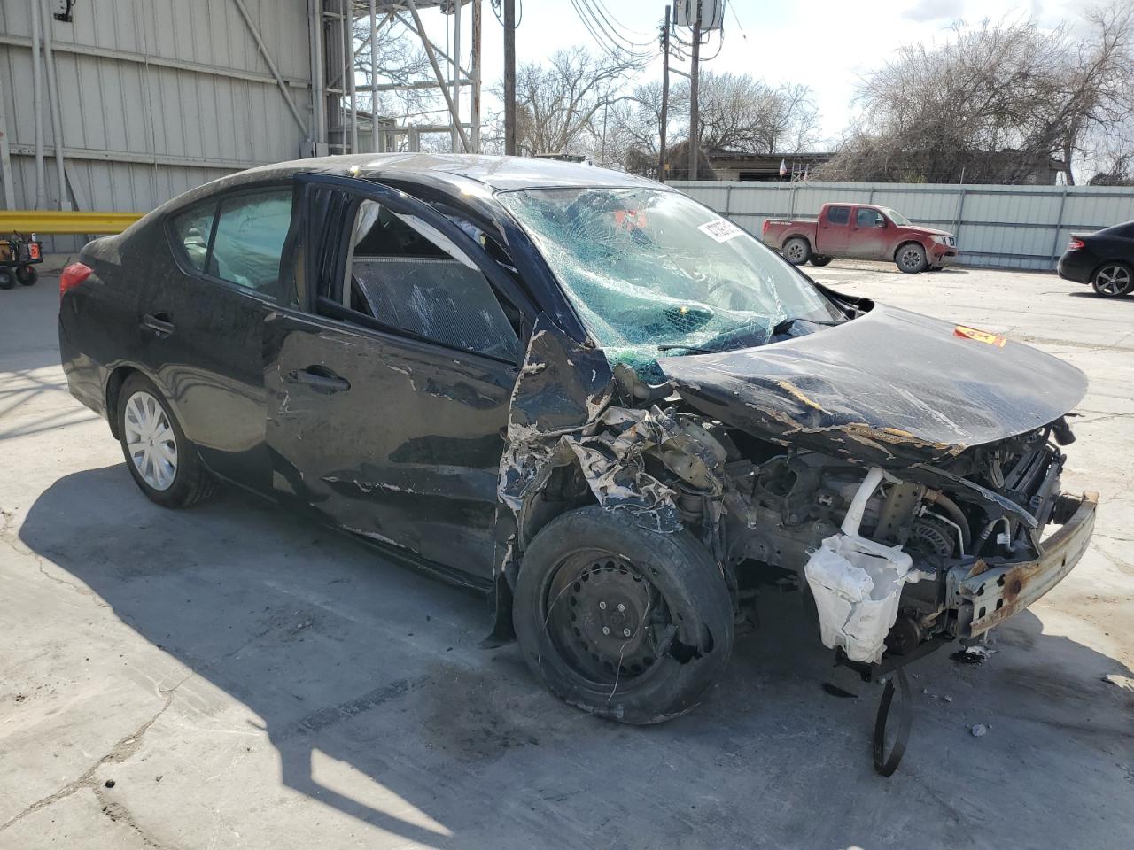 2016 Nissan Versa VIN 3N1CN7AP9GL914377 Copart auction photo, biohazard/chemical / front end damage thumbnail 4