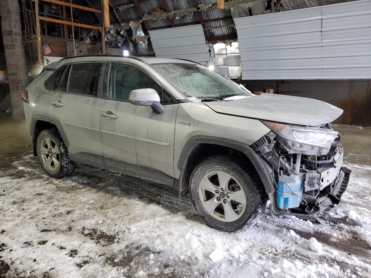 2019 Toyota RAV 4 VIN 2T3RWRFV1KW022231 Copart auction photo, front end damage thumbnail 4