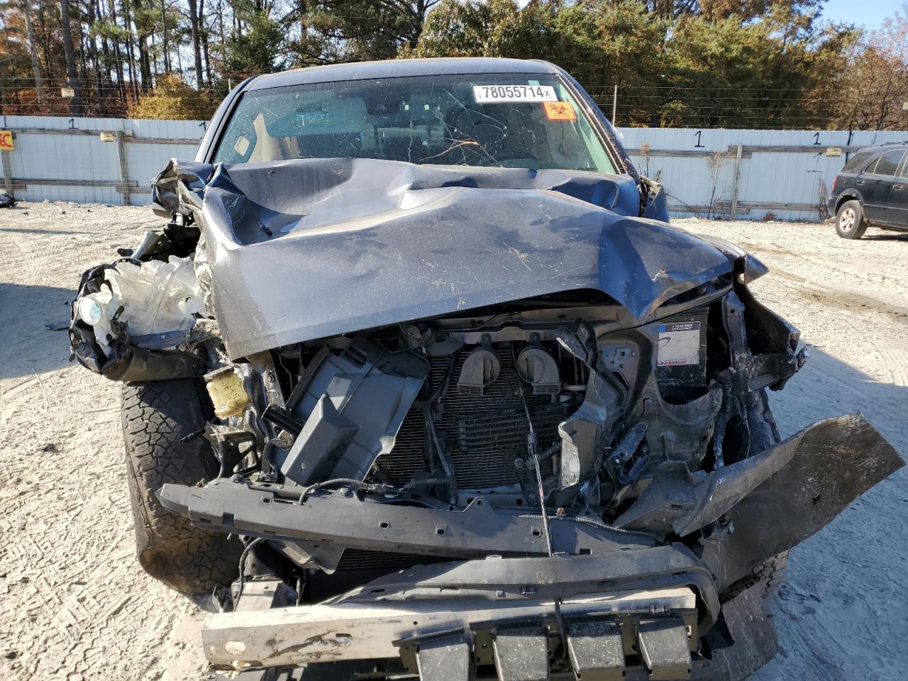 2019 Toyota Tacoma VIN 5TFCZ5AN3KX194334 Copart auction photo, rollover damage thumbnail 5