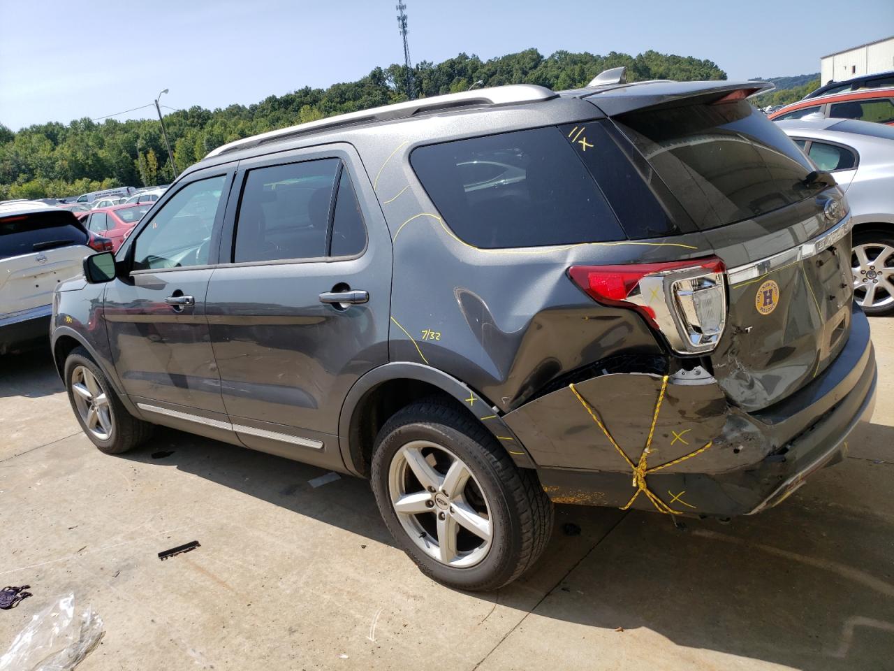 2017 Ford Explorer VIN 1FM5K8D82HGB05409 Copart auction photo, rear end damage thumbnail 2