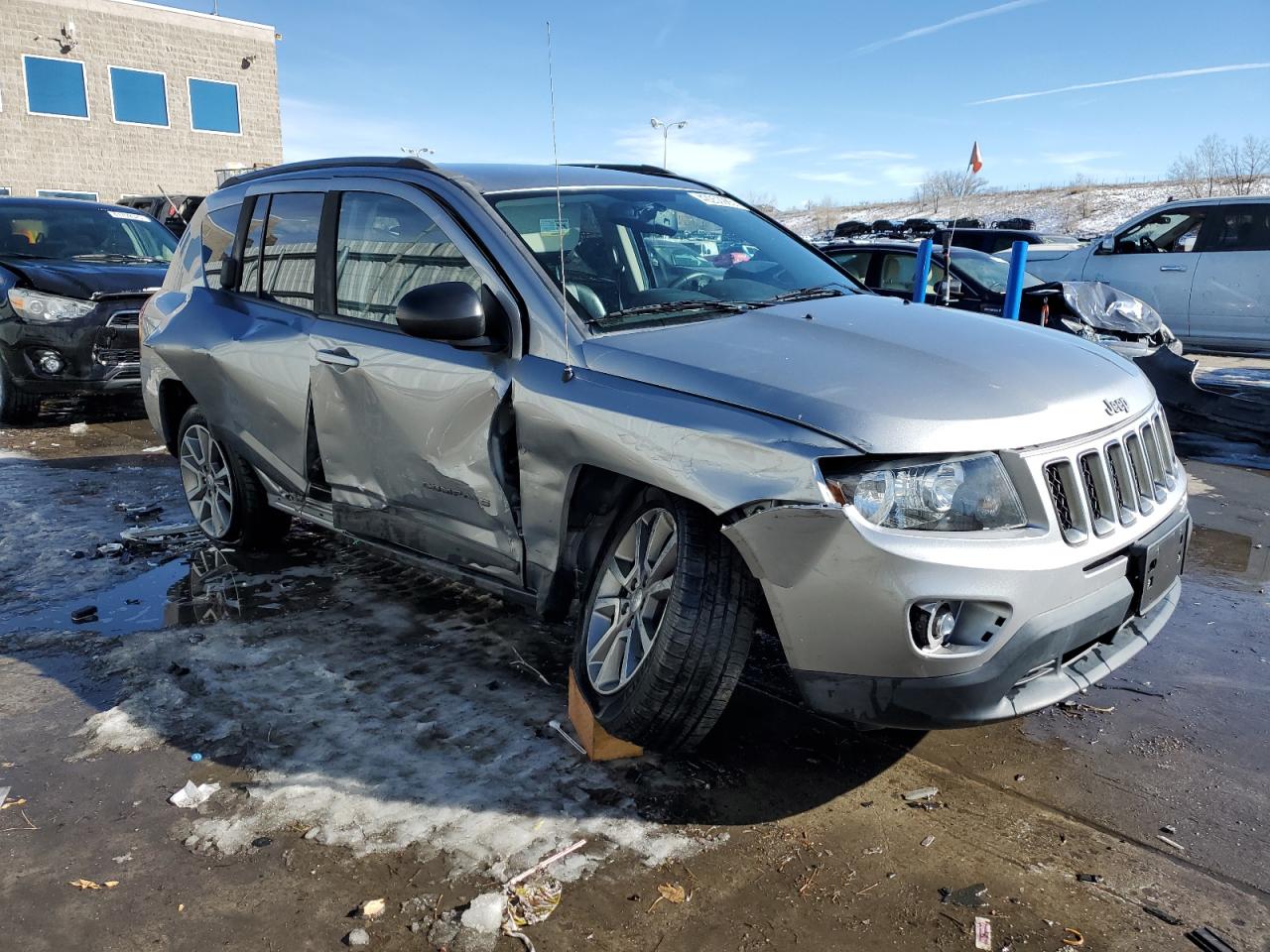 2016 Jeep Compass VIN 1C4NJDBB8GD789705 Copart auction photo, side damage thumbnail 4